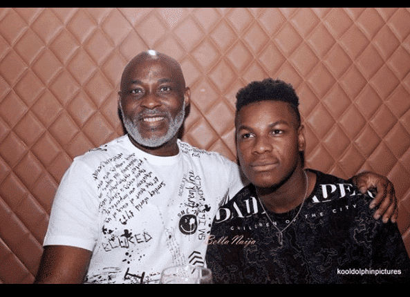 Nigerian celebrities scrambled to take pictures with John Boyega