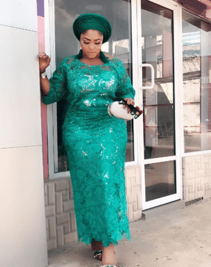 Actress Biodun Okeowo called out by fan for putting on waist trainer