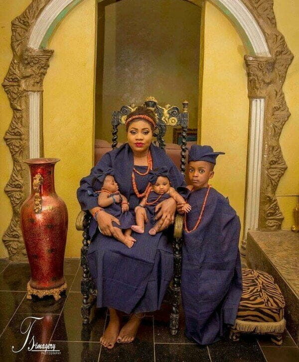 Alaafin of Oyo shows off his sets of twins