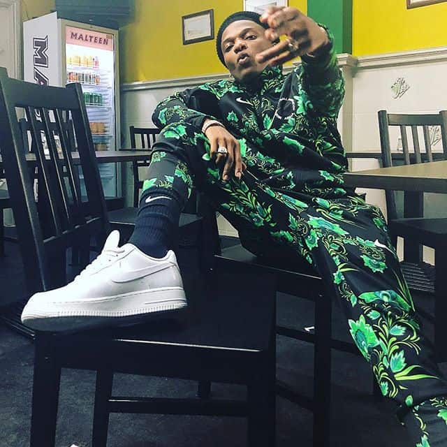 How Wizkid took a girl to his hotel room right from her boyfriend's hands