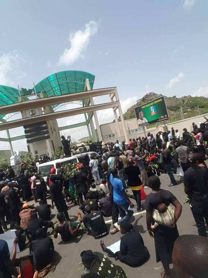 peaceful protest at government house over Plateau killings