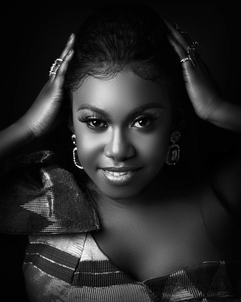 Niniola astounded after Timbaland commented on her IG page