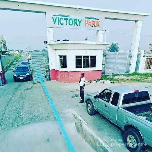 victory park estate