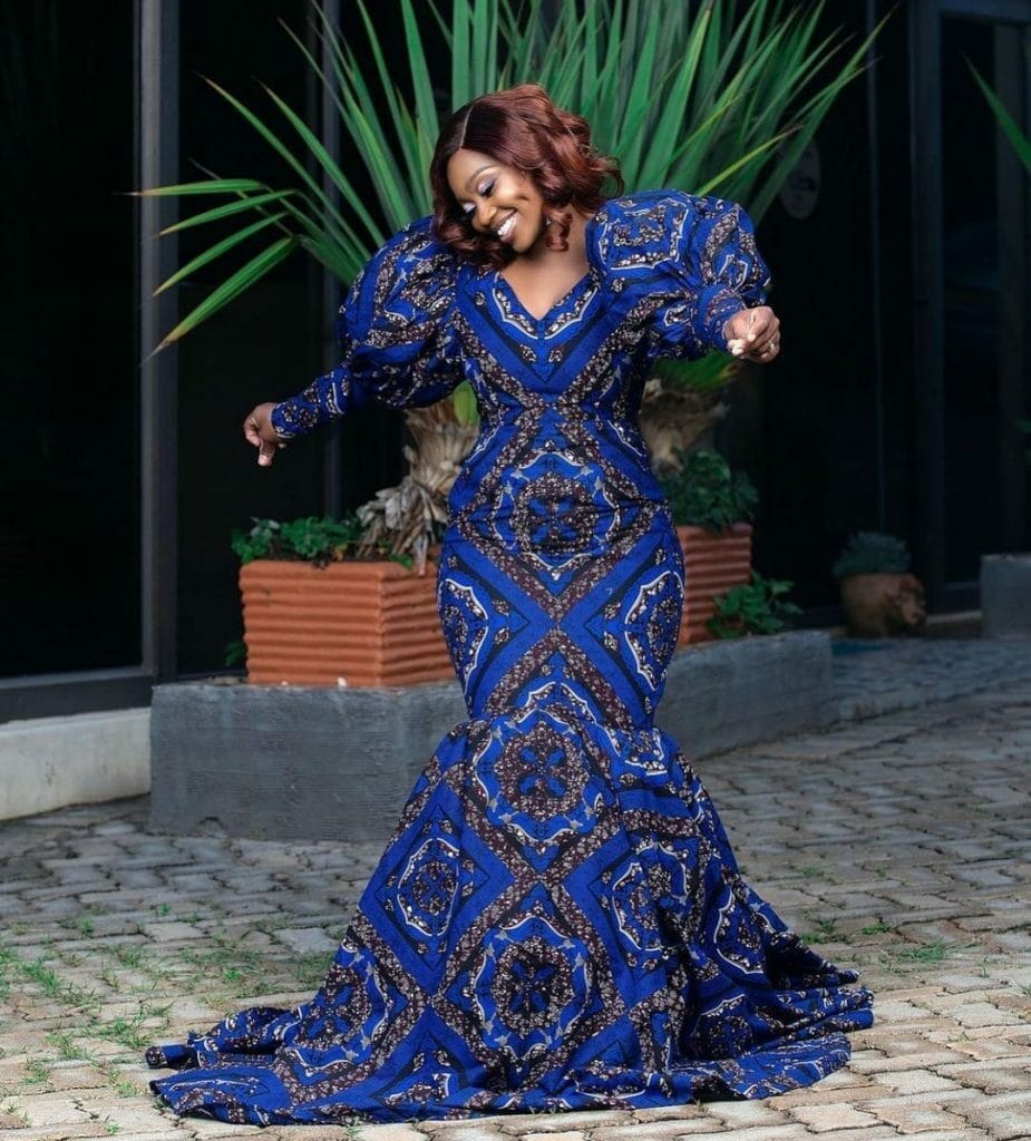 Ankara Plain and Pattern Gown Styles for Ladies  Ankaralacestyle