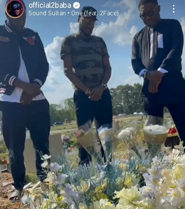 2baba visits Sound Sultan's grave