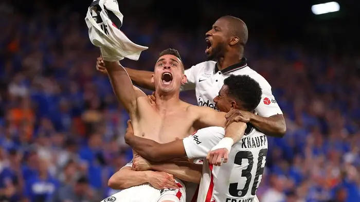 Europa League: Frankfurt beat Rangers in penalties to win title - Kemi  Filani News