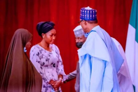 Buhari with Relatives Of Abducted Train Passenger