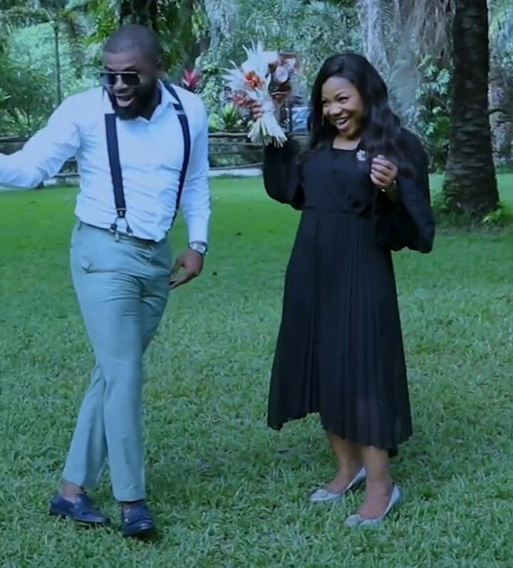 Mercy Chinwo and fiance show off their dance skills