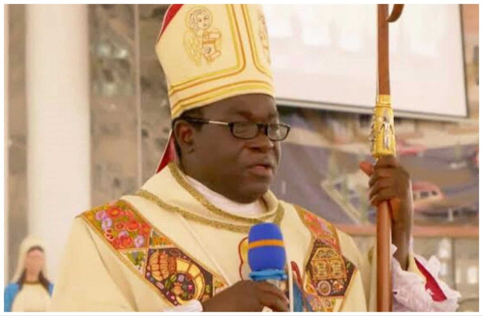 Bishop Kukah calls Nigerians leaders irresponsible