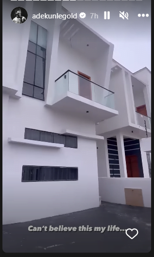 Adekunle shows off the gigantic house he bought for his mum on her birthday